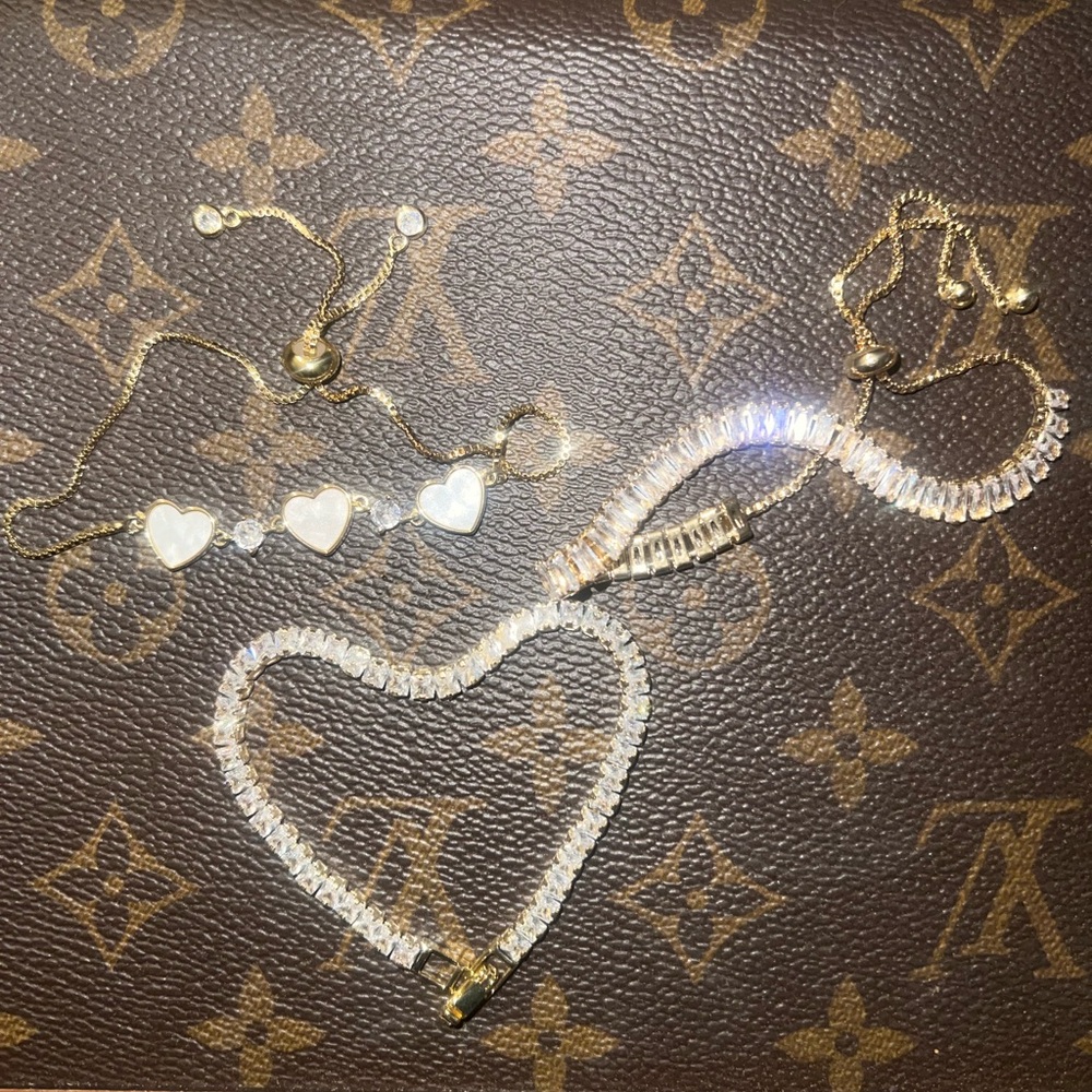 NEW 14k gold plated high quality brass CZ and MOP bracelet trio ✨🤍